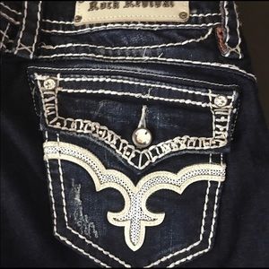 💞Rock Revival May Skinny Jeans 30 Stretch! HTF!💞